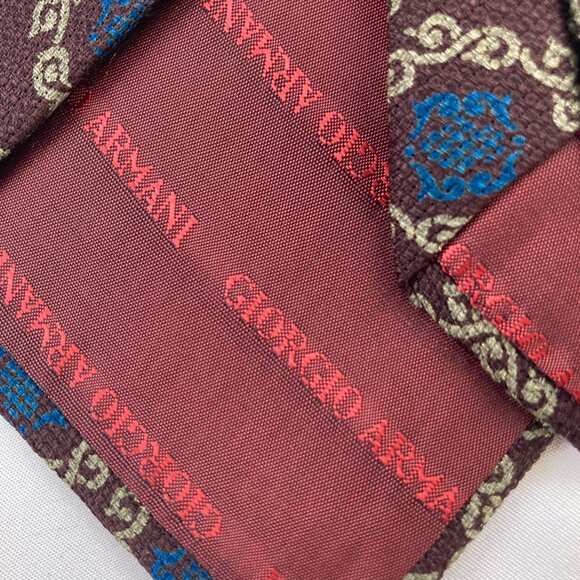 Giorgio Armani Cravatte Silk Necktie Tie - LIKE NEW - Picture 4 of 4